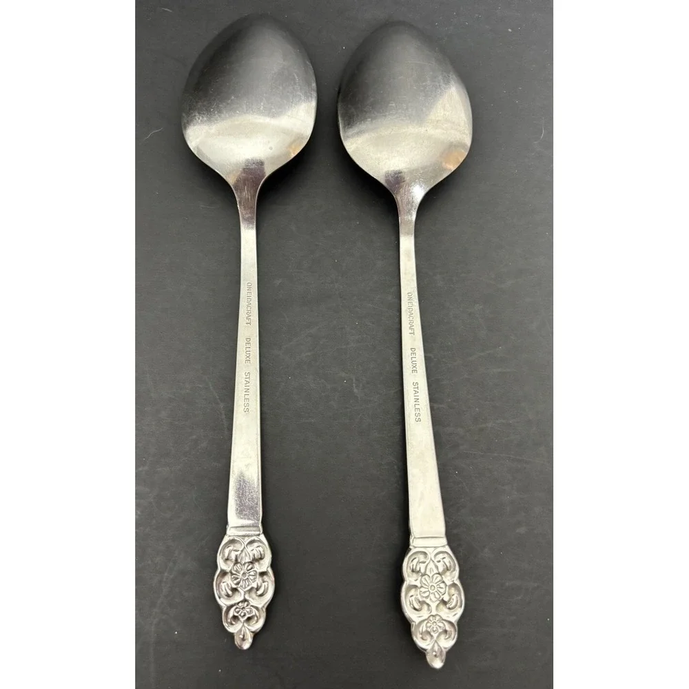2 Oneida Nordic Crown Tablespoons 8 1/4